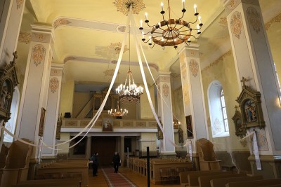 Išskirtiniu stiliumi dekoruota Laukuvos bažnyčia – jau tvirtesnė
