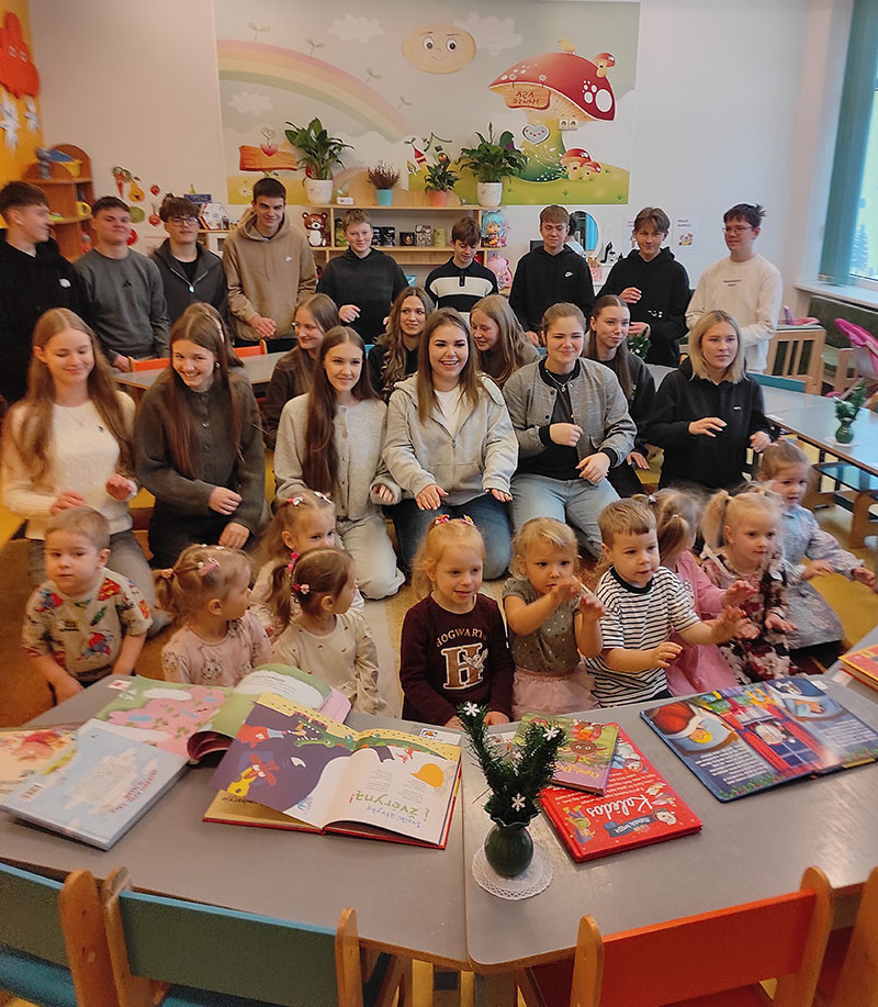 Savanorystės projektas &bdquo;Mažųjų valanda&ldquo;