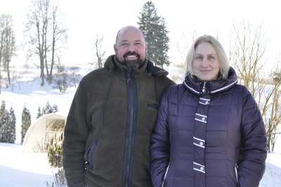 Ekologi&scaron;kas pienas melžiamas Kalnėnų kaime