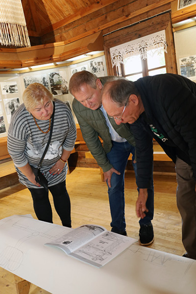 L. Gudeliūnienė, J. Gudauskas, K. Paldauskas