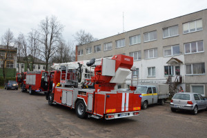 Nuorūkos sukelta liepsna vos nepražudė daugiabučio