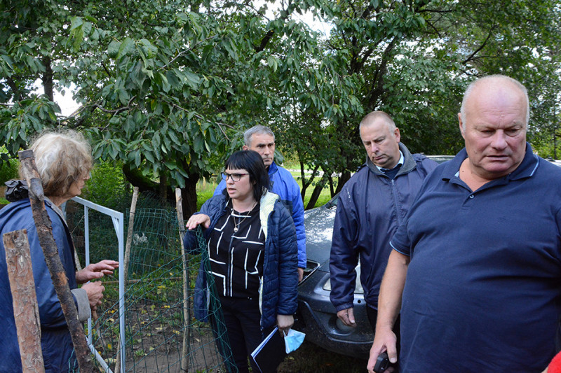 Valdžios pamirštose vietose vargsta ir žmonės, ir gyvūnai