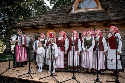 Kvėdarnos kultūros namų folklorinis ansamblis &bdquo;Volungė&ldquo;