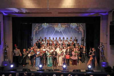 Teatro magija sklendžia virš Šilalės