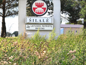 Patriotai tarpsta tarp usnių