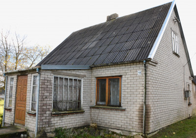 Po vienu stogu - trys viengungiai