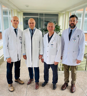 KUL neurochirurgai &Scaron;. Varnas, V. Bilinskis Milkovičius, V. Gryk&scaron;as ir A. Sta&scaron;&shy;kevičius