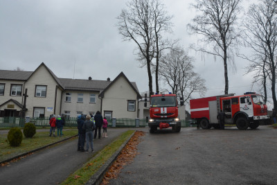 Gelbėtojai dirbti moka, bet tobulumui ribų nėra