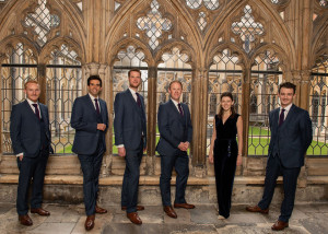 Queen_s-Six. Fotos Gill-Heppell