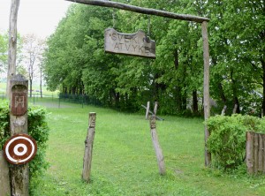 Dėlioja iš vienos kišenės į kitą...
