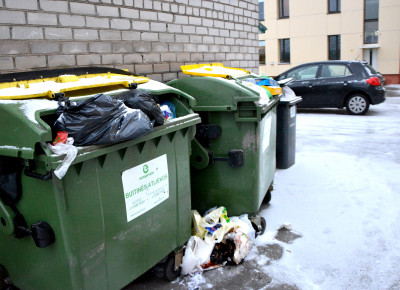 Atrodo, kad dar ir pirmadienio popietę tebebuvo sugedusios visos &bdquo;Ecoservice&ldquo; &scaron;iuk&scaron;liavežės...