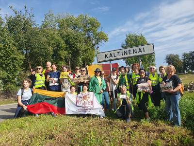 Keli šimtai kilometrų pėsčiomis: prieš apsimestinę „viskas gerai“ tylą...