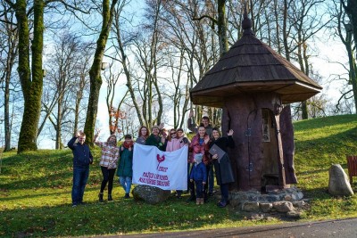 Bijoti&scaron;kiams įteikta Mažosios kultūros sostinės vėliava