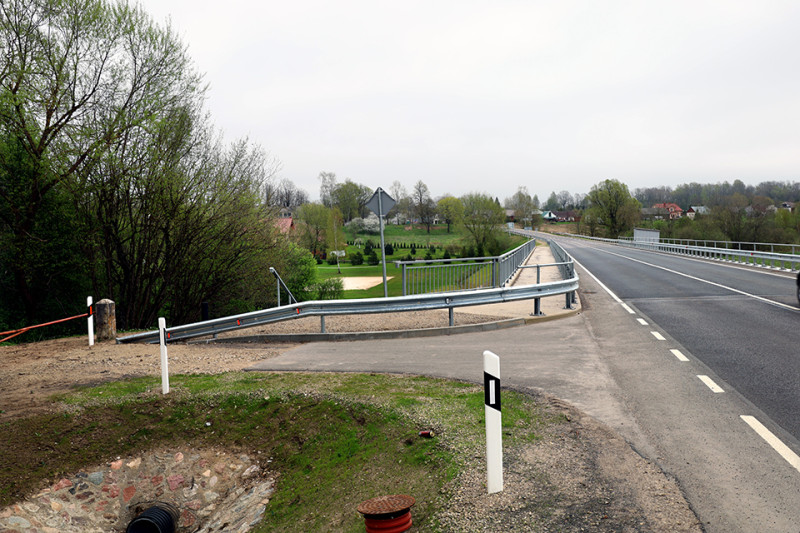 Tiltą pastatė, bet pėsčiuosius pamiršo