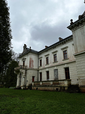 Vilkėnų dvaras: atgimimas iš praeities šešėlio