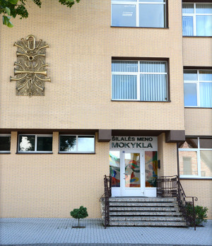 Mokyklose suplanuota direktorių kaita