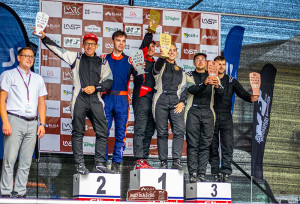 Abu &scaron;ilali&scaron;kių ekipažai pelnė prizines vietas