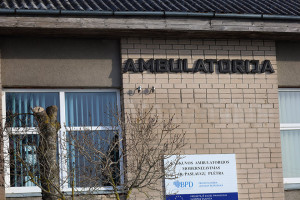 Gydytojų atlyginimai šovė į aukštumas, slaugytojos jaučiasi pamirštos