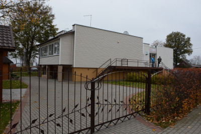 Ar kas nors patikės, kad ambulatorijoje įrengtas butas yra suremontuotas ne už ambulatorijos lėšas?