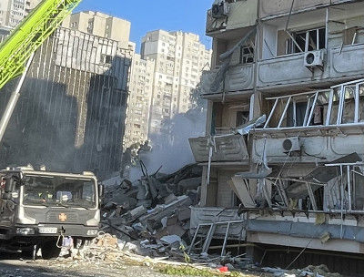 Rusijos raketa pražudė 24 vieno daugiabučio gyventojus