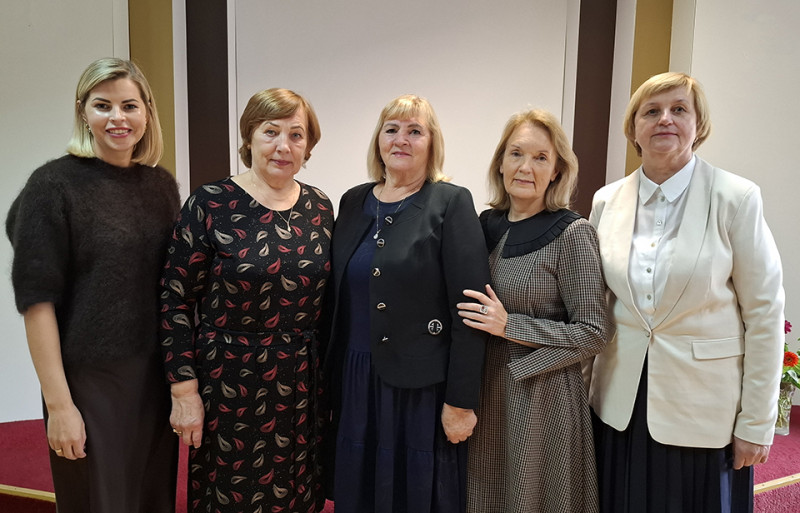 Rajone gausėja studentų, kuriems diplomai &ndash; tik pramoga