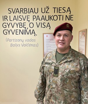 Kariu savanoriu gali būti tik šiai profesijai pasišventę žmonės