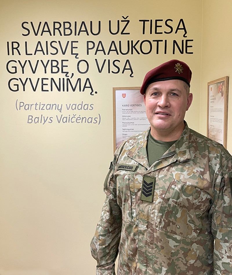 Kariu savanoriu gali būti tik šiai profesijai pasišventę žmonės