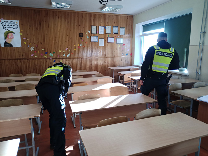 Grasinimai susprogdinti neaplenkė ir šilališkių