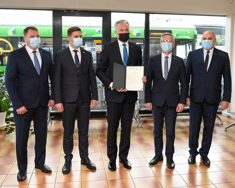 Pasirašytas bendras apskrities savivaldybių susitarimas dėl viešojo transporto organizavimo LR Prezidento kanceliarijos/Roberto DAČKAUS nuotr.