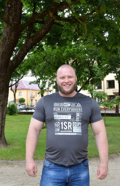 Čempionas suka Žydrūno Savicko pėdomis