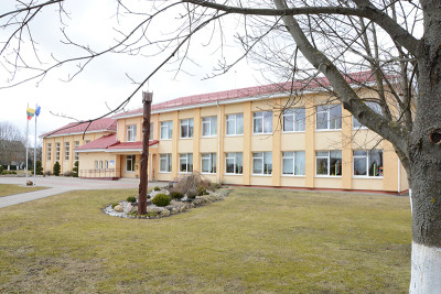 Obelyno mokyklos pastato ateitis neai&scaron;ki &ndash; bręsta diskusija, kas jame turėtų būti