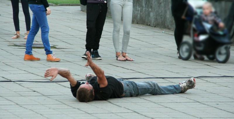 Valdančiųjų draudimai paskatino šešėlinę prekybą?