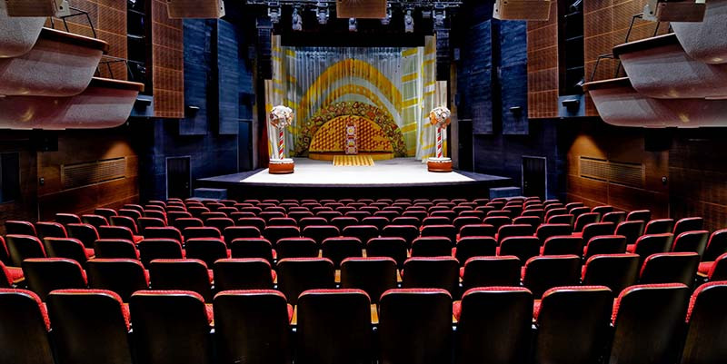 Klaipėdos dramos teatro balandžio mėnesio repertuaras